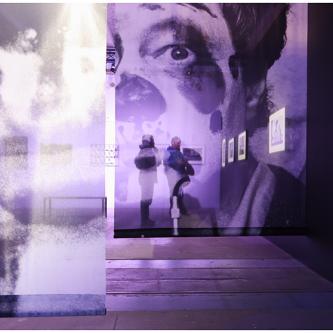 Elliott Erwitt's © NG 2024